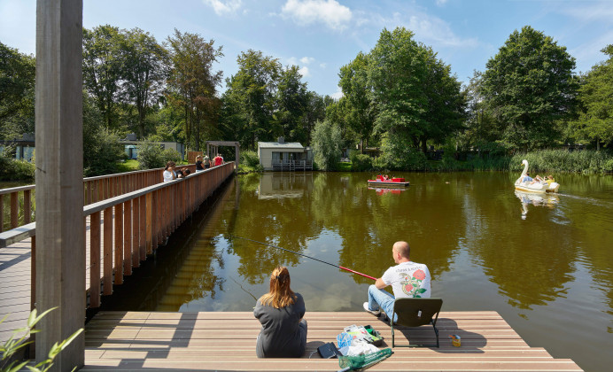 Center Parcs De Eemhof - promenade